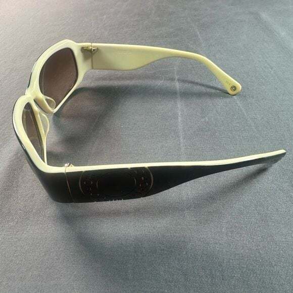 Coach Tortoise LEXI Sunglasses, W/Case Authentic Vintage excellent condition main image 9